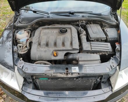 Черный Шкода Октавия, объемом двигателя 1.9 л и пробегом 312 тыс. км за 5750 $, фото 7 на Automoto.ua