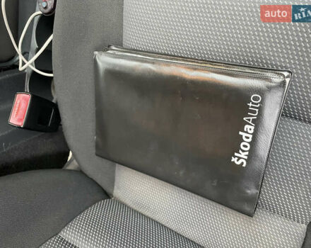 Черный Шкода Октавия, объемом двигателя 1.8 л и пробегом 189 тыс. км за 6700 $, фото 31 на Automoto.ua