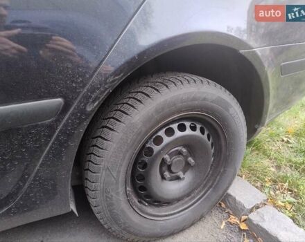 Черный Шкода Октавия, объемом двигателя 1.6 л и пробегом 303 тыс. км за 3900 $, фото 10 на Automoto.ua