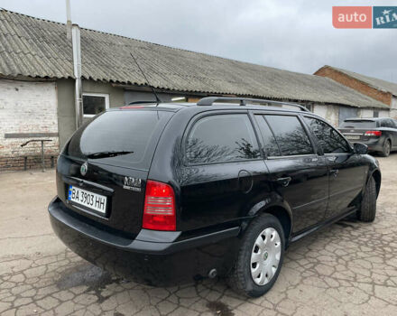 Черный Шкода Октавия, объемом двигателя 1.6 л и пробегом 260 тыс. км за 6100 $, фото 3 на Automoto.ua