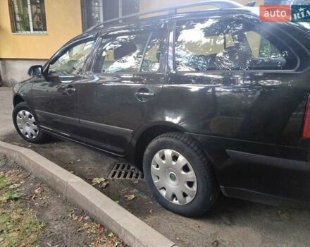 Черный Шкода Октавия, объемом двигателя 1.6 л и пробегом 294 тыс. км за 6200 $, фото 6 на Automoto.ua