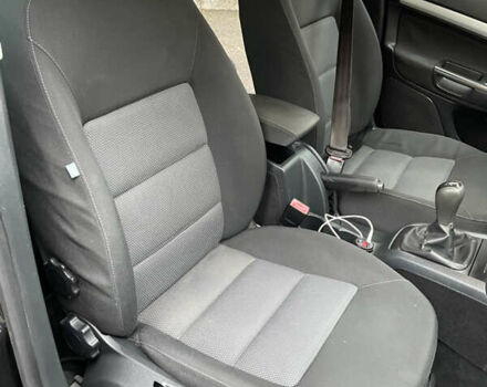 Черный Шкода Октавия, объемом двигателя 1.8 л и пробегом 189 тыс. км за 6700 $, фото 18 на Automoto.ua