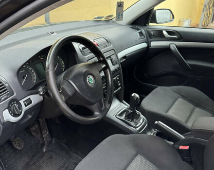 Чорний Шкода Октавія, об'ємом двигуна 1.8 л та пробігом 230 тис. км за 6000 $, фото 6 на Automoto.ua