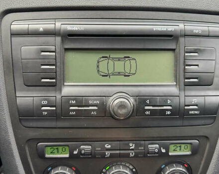 Черный Шкода Октавия, объемом двигателя 1.6 л и пробегом 210 тыс. км за 6450 $, фото 25 на Automoto.ua