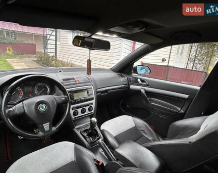 Черный Шкода Октавия, объемом двигателя 1.97 л и пробегом 293 тыс. км за 7200 $, фото 8 на Automoto.ua