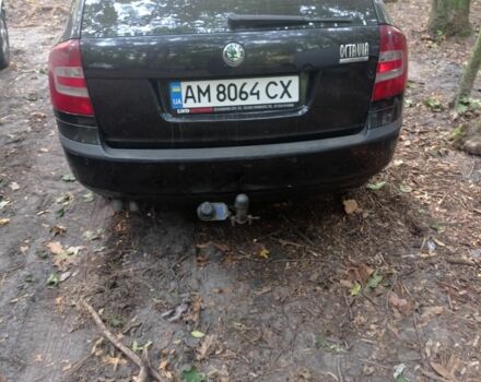 Чорний Шкода Октавія, об'ємом двигуна 2 л та пробігом 430 тис. км за 6000 $, фото 2 на Automoto.ua