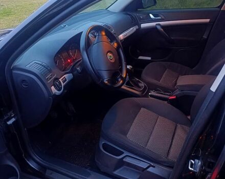 Черный Шкода Октавия, объемом двигателя 2 л и пробегом 315 тыс. км за 6200 $, фото 4 на Automoto.ua