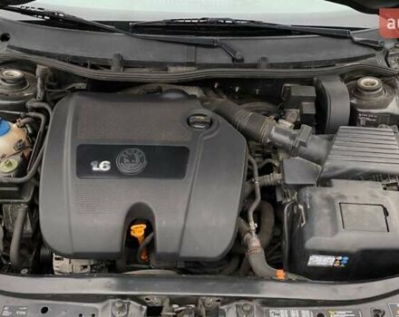 Черный Шкода Октавия, объемом двигателя 1.6 л и пробегом 206 тыс. км за 6300 $, фото 21 на Automoto.ua