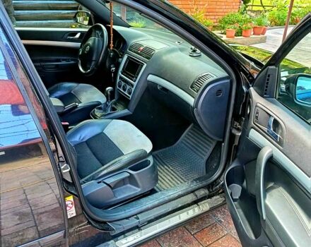 Чорний Шкода Октавія, об'ємом двигуна 2 л та пробігом 314 тис. км за 6200 $, фото 4 на Automoto.ua