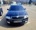 Черный Шкода Октавия, объемом двигателя 1.6 л и пробегом 227 тыс. км за 6500 $, фото 1 на Automoto.ua