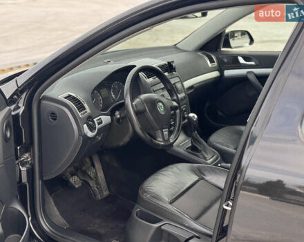Шкода Октавия 2007 в Житомире на Automoto.ua Черный Шкода Октавия, объемом двигателя 1.9 л и пробегом 209 тыс. км за 6199 $, фото 8 на Automoto.ua