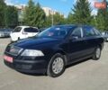 Черный Шкода Октавия, объемом двигателя 1.6 л и пробегом 114 тыс. км за 6799 $, фото 1 на Automoto.ua