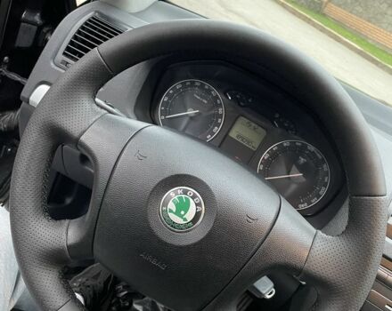 Черный Шкода Октавия, объемом двигателя 1.8 л и пробегом 189 тыс. км за 6400 $, фото 18 на Automoto.ua