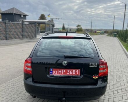 Чорний Шкода Октавія, об'ємом двигуна 1.6 л та пробігом 221 тис. км за 6100 $, фото 3 на Automoto.ua