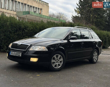 Черный Шкода Октавия, объемом двигателя 1.6 л и пробегом 210 тыс. км за 6450 $, фото 1 на Automoto.ua