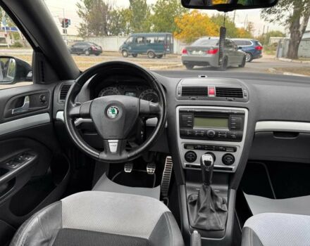 Черный Шкода Октавия, объемом двигателя 2 л и пробегом 250 тыс. км за 6990 $, фото 15 на Automoto.ua