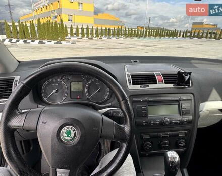Шкода Октавия 2007 в Житомире на Automoto.ua Черный Шкода Октавия, объемом двигателя 1.9 л и пробегом 209 тыс. км за 6199 $, фото 10 на Automoto.ua