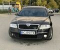 Черный Шкода Октавия, объемом двигателя 2 л и пробегом 285 тыс. км за 5714 $, фото 1 на Automoto.ua