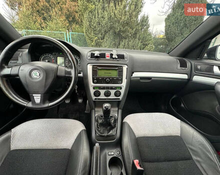 Черный Шкода Октавия, объемом двигателя 1.99 л и пробегом 270 тыс. км за 6200 $, фото 10 на Automoto.ua