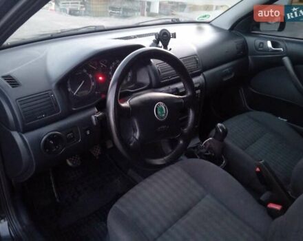 Чорний Шкода Октавія, об'ємом двигуна 1.6 л та пробігом 201 тис. км за 5800 $, фото 9 на Automoto.ua