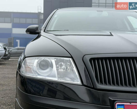 Черный Шкода Октавия, объемом двигателя 2 л и пробегом 196 тыс. км за 7850 $, фото 17 на Automoto.ua