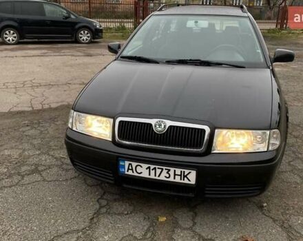Черный Шкода Октавия, объемом двигателя 1.6 л и пробегом 206 тыс. км за 6300 $, фото 1 на Automoto.ua