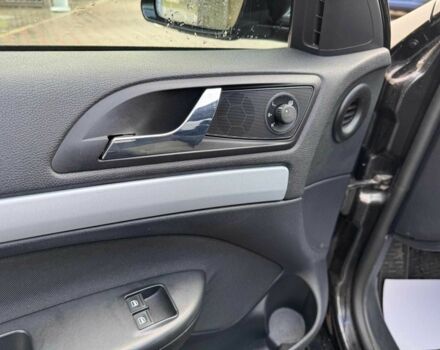 Черный Шкода Октавия, объемом двигателя 1.8 л и пробегом 252 тыс. км за 5990 $, фото 14 на Automoto.ua