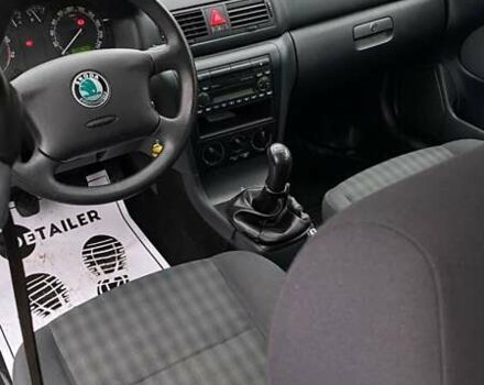 Черный Шкода Октавия, объемом двигателя 1.6 л и пробегом 206 тыс. км за 6300 $, фото 11 на Automoto.ua