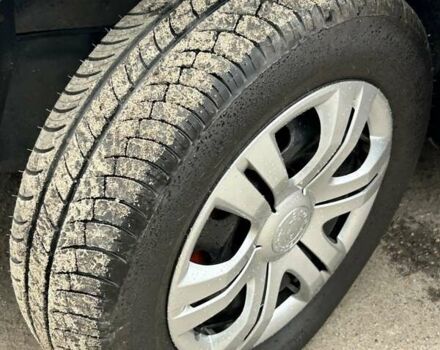 Чорний Шкода Октавія, об'ємом двигуна 1.6 л та пробігом 198 тис. км за 5900 $, фото 5 на Automoto.ua