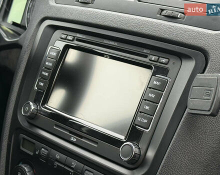 Черный Шкода Октавия, объемом двигателя 2 л и пробегом 196 тыс. км за 7850 $, фото 44 на Automoto.ua