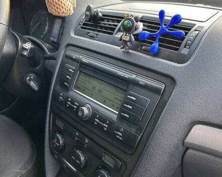 Чорний Шкода Октавія, об'ємом двигуна 1.6 л та пробігом 298 тис. км за 5200 $, фото 11 на Automoto.ua