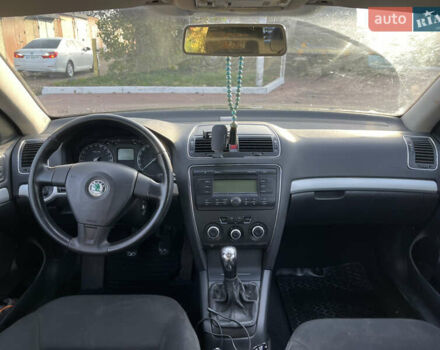 Чорний Шкода Октавія, об'ємом двигуна 1.6 л та пробігом 200 тис. км за 5300 $, фото 9 на Automoto.ua