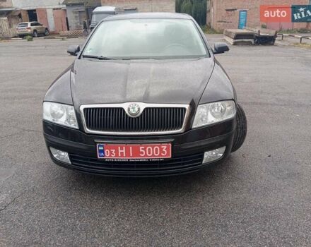 Черный Шкода Октавия, объемом двигателя 1.6 л и пробегом 203 тыс. км за 6400 $, фото 2 на Automoto.ua