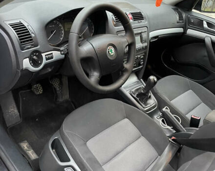 Черный Шкода Октавия, объемом двигателя 1.8 л и пробегом 189 тыс. км за 6700 $, фото 21 на Automoto.ua