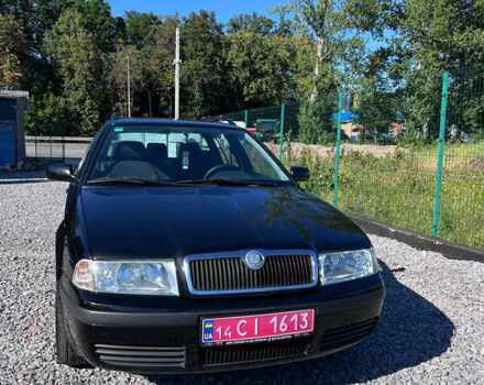 Черный Шкода Октавия, объемом двигателя 1.6 л и пробегом 234 тыс. км за 5200 $, фото 2 на Automoto.ua