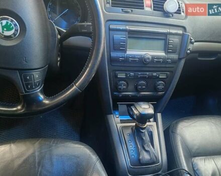 Черный Шкода Октавия, объемом двигателя 1.6 л и пробегом 294 тыс. км за 6200 $, фото 15 на Automoto.ua