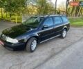 Черный Шкода Октавия, объемом двигателя 1.6 л и пробегом 265 тыс. км за 5850 $, фото 1 на Automoto.ua