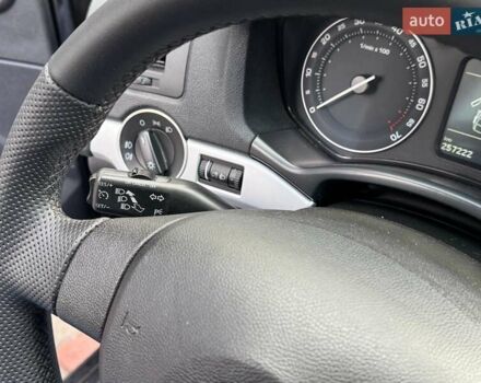 Черный Шкода Октавия, объемом двигателя 1.8 л и пробегом 252 тыс. км за 5990 $, фото 16 на Automoto.ua