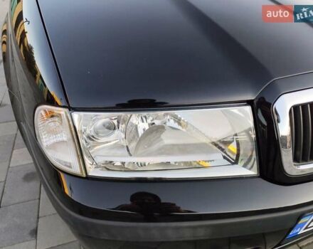 Черный Шкода Октавия, объемом двигателя 1.6 л и пробегом 183 тыс. км за 6999 $, фото 3 на Automoto.ua