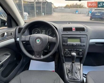 Черный Шкода Октавия, объемом двигателя 1.8 л и пробегом 252 тыс. км за 5990 $, фото 13 на Automoto.ua