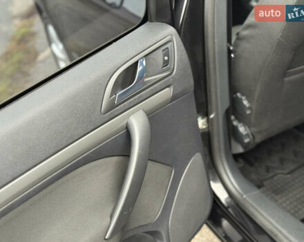 Чорний Шкода Октавія, об'ємом двигуна 1.6 л та пробігом 208 тис. км за 7850 $, фото 9 на Automoto.ua