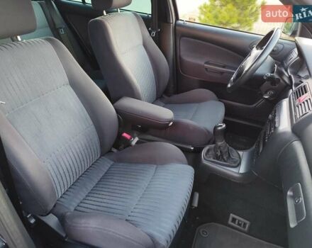 Черный Шкода Октавия, объемом двигателя 1.6 л и пробегом 183 тыс. км за 6999 $, фото 53 на Automoto.ua