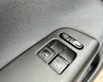 Черный Шкода Октавия, объемом двигателя 1.6 л и пробегом 198 тыс. км за 6300 $, фото 22 на Automoto.ua