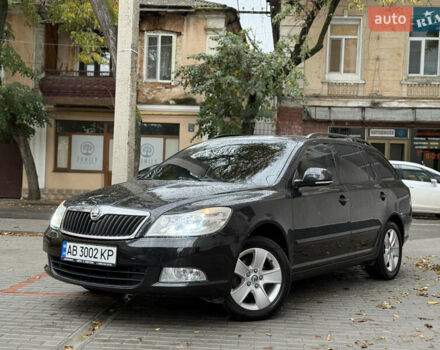 Черный Шкода Октавия, объемом двигателя 1.6 л и пробегом 228 тыс. км за 7400 $, фото 4 на Automoto.ua