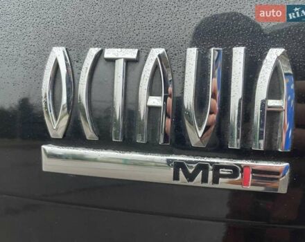 Черный Шкода Октавия, объемом двигателя 1.6 л и пробегом 193 тыс. км за 7650 $, фото 13 на Automoto.ua