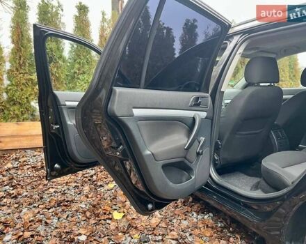 Черный Шкода Октавия, объемом двигателя 1.6 л и пробегом 198 тыс. км за 6700 $, фото 92 на Automoto.ua