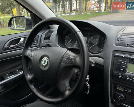 Черный Шкода Октавия, объемом двигателя 1.6 л и пробегом 187 тыс. км за 6450 $, фото 23 на Automoto.ua