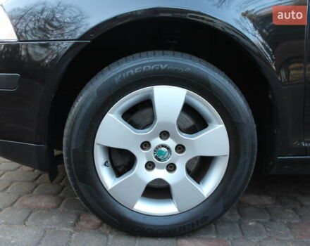 Черный Шкода Октавия, объемом двигателя 1.6 л и пробегом 215 тыс. км за 6390 $, фото 25 на Automoto.ua