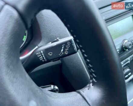 Чорний Шкода Октавія, об'ємом двигуна 1.8 л та пробігом 182 тис. км за 5999 $, фото 112 на Automoto.ua