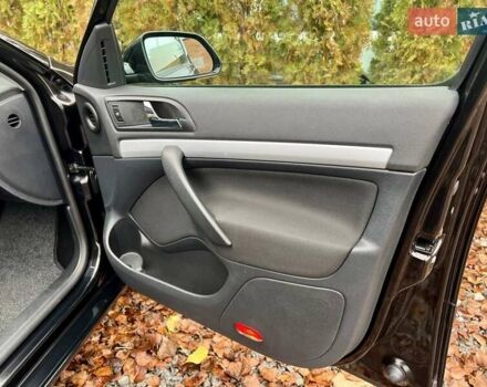 Черный Шкода Октавия, объемом двигателя 1.6 л и пробегом 198 тыс. км за 6700 $, фото 108 на Automoto.ua